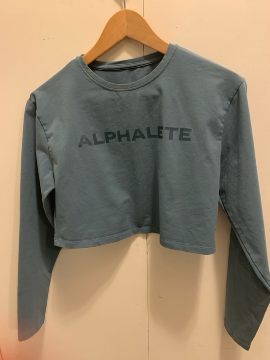 Alphalete Tops - Alphalete Cropped Long Sleeve Tee - Dusty Blue Greenish